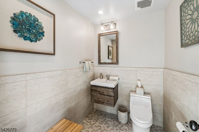 20 Pheasant Ln, Scotch Plains Twp., NJ 07076