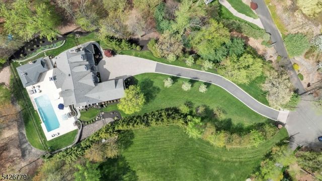 20 Pheasant Ln, Scotch Plains Twp., NJ 07076