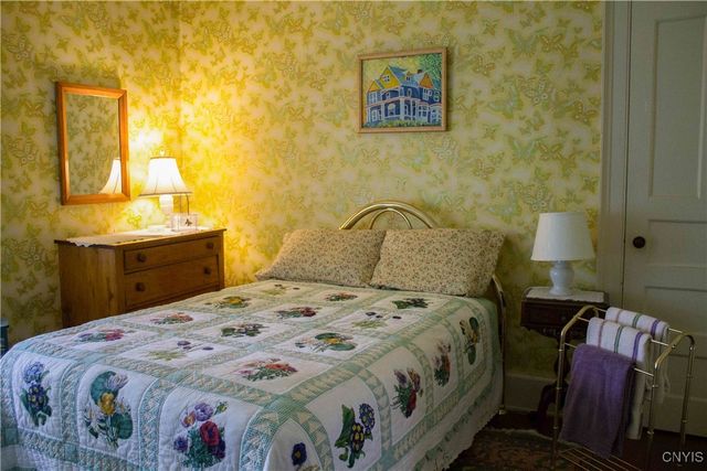 42 West Gansevoort Street, Little Falls City, NY 13365