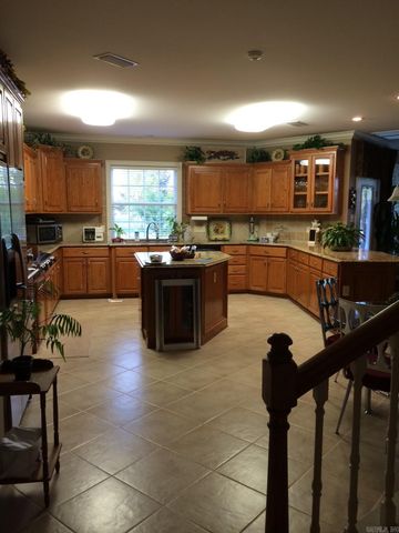 27 Westin Drive Drive, Conway, AR 72034