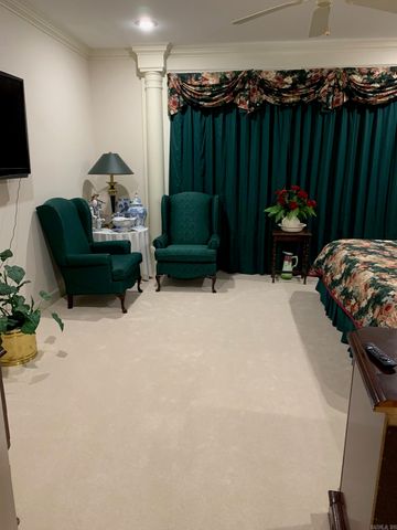 27 Westin Drive Drive, Conway, AR 72034