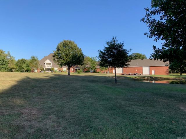 27 Westin Drive Drive, Conway, AR 72034