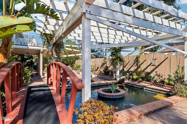 1084 Camino Vera Cruz, Camarillo, CA 93010