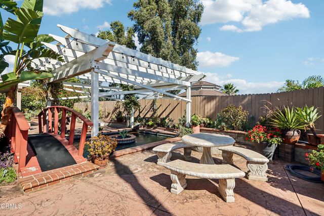 1084 Camino Vera Cruz, Camarillo, CA 93010