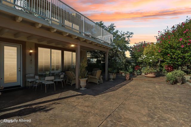 1084 Camino Vera Cruz, Camarillo, CA 93010