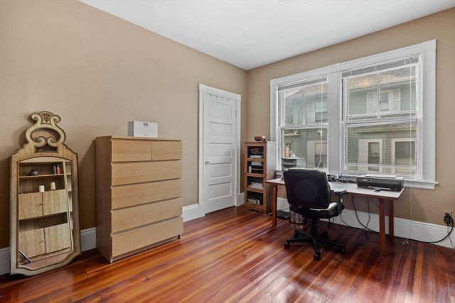 13 Cedar Hill Ter 2, Swampscott, MA 01907