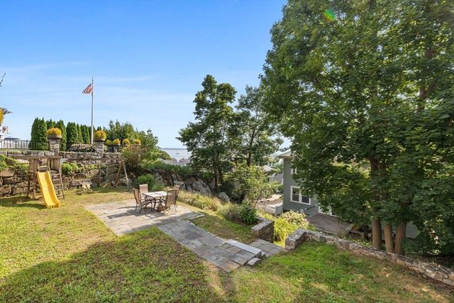 13 Cedar Hill Ter 2, Swampscott, MA 01907