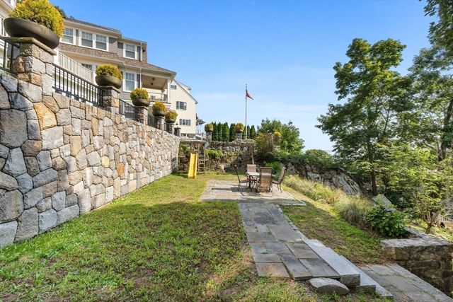 13 Cedar Hill Ter 2, Swampscott, MA 01907