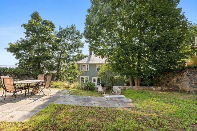 13 Cedar Hill Ter 2, Swampscott, MA 01907