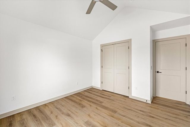 2233 N Brandi Avenue, Fayetteville, AR 72701