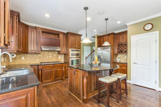 3527 Helendale Court, Deerfield Twp., OH 45040