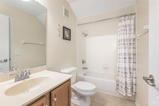 3527 Helendale Court, Deerfield Twp., OH 45040