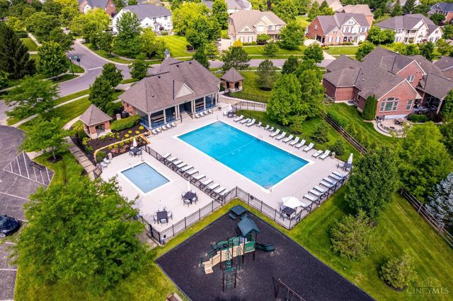 3527 Helendale Court, Deerfield Twp., OH 45040
