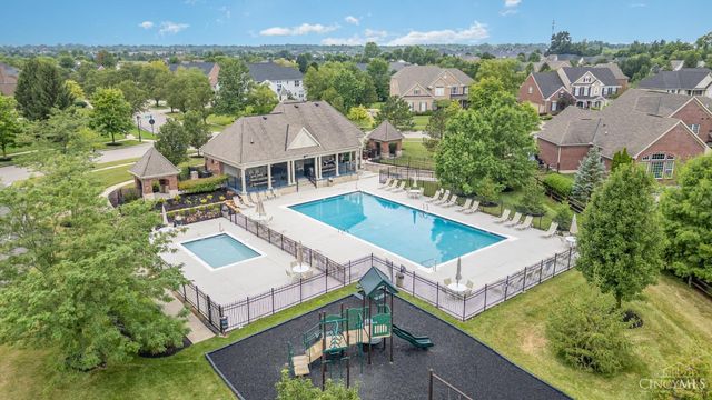3527 Helendale Court, Deerfield Twp., OH 45040