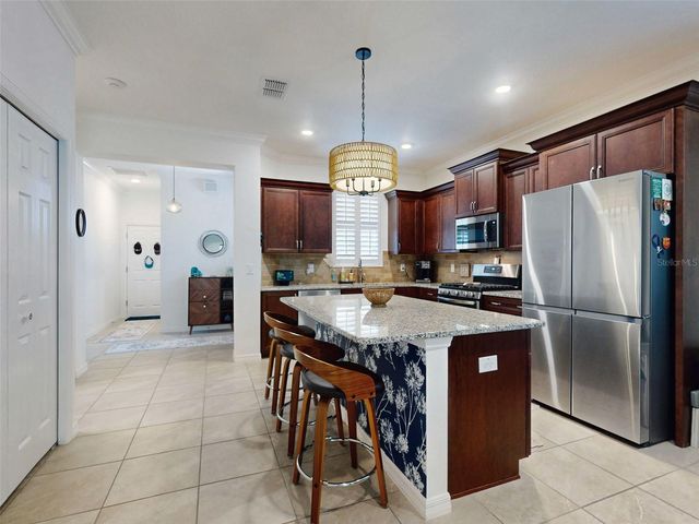 9886 SW 99TH LOOP, Ocala, FL 34481