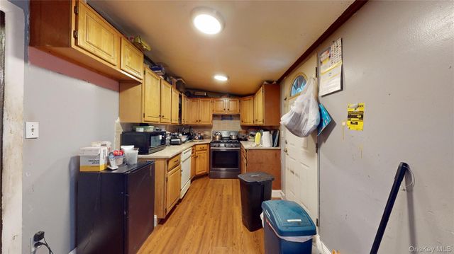 1711 Rockaway Parkway, Brooklyn, NY 11236