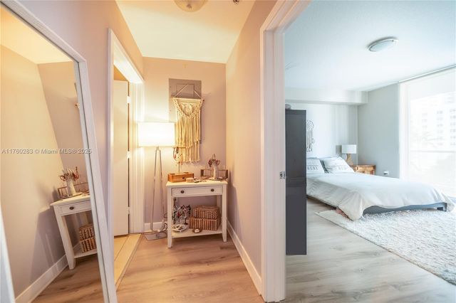 1111 SW 1st Ave 1115-N, Miami, FL 33130