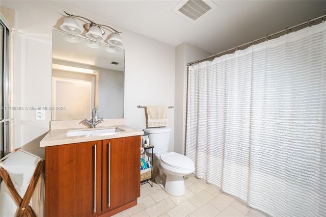 1111 SW 1st Ave 1115-N, Miami, FL 33130