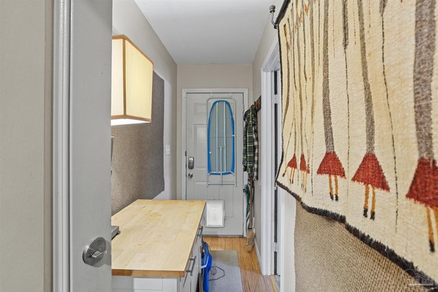 909 W Lloyd St, Pensacola, FL 32501