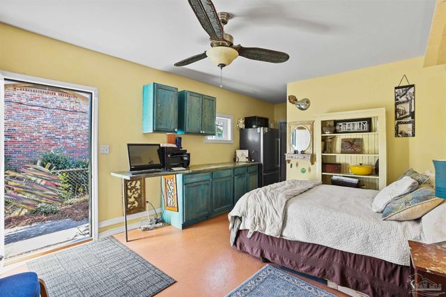 909 W Lloyd St, Pensacola, FL 32501