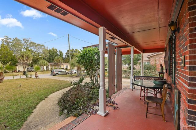 909 W Lloyd St, Pensacola, FL 32501