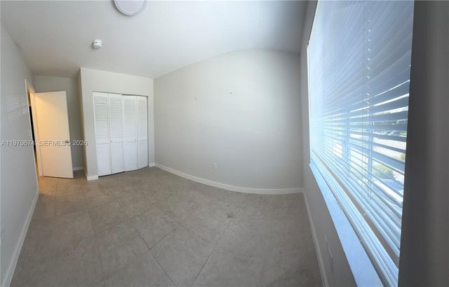 11810 NE 19th Dr 7, North Miami, FL 33181