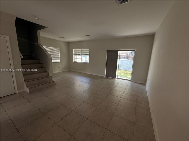 11810 NE 19th Dr 7, North Miami, FL 33181