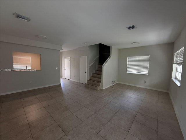 11810 NE 19th Dr 7, North Miami, FL 33181