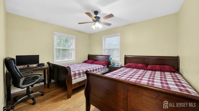 14 Carteret Street, Port Reading, NJ 07064