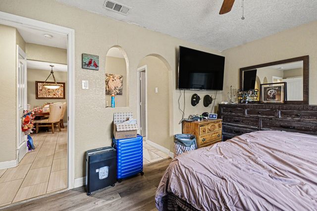 4133 Logan Street, Irving, TX 75062