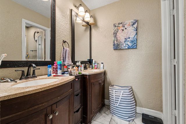 4133 Logan Street, Irving, TX 75062