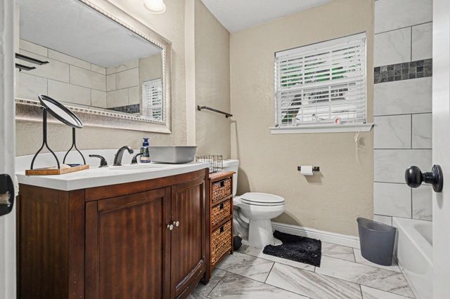 4133 Logan Street, Irving, TX 75062