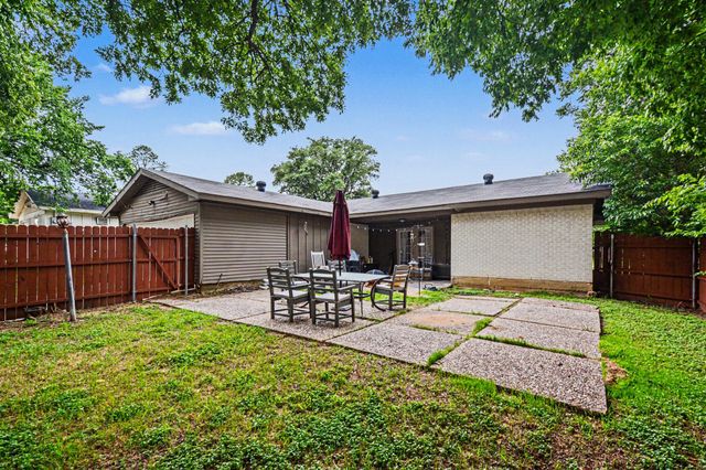 4133 Logan Street, Irving, TX 75062