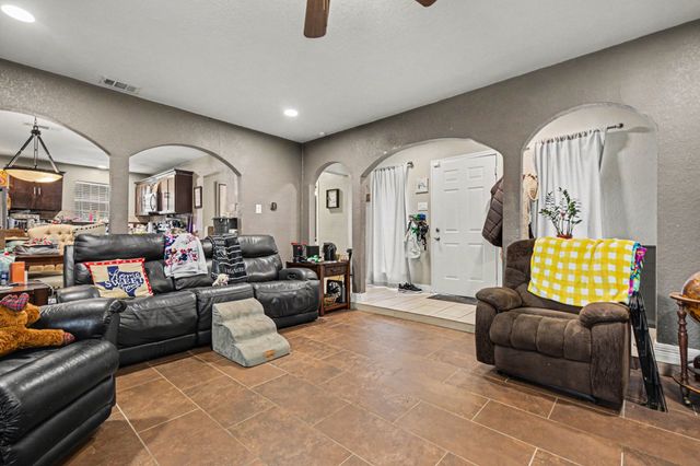 4133 Logan Street, Irving, TX 75062
