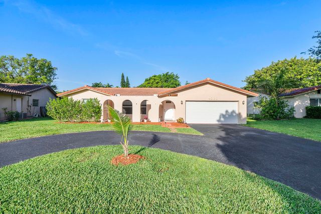 4020 NW 113th Avenue, Coral Springs, FL 33065