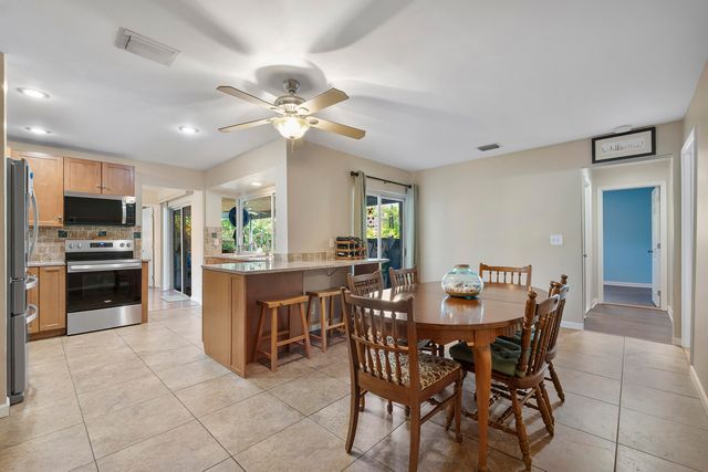 4020 NW 113th Avenue, Coral Springs, FL 33065