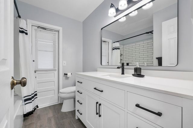 4020 NW 113th Avenue, Coral Springs, FL 33065
