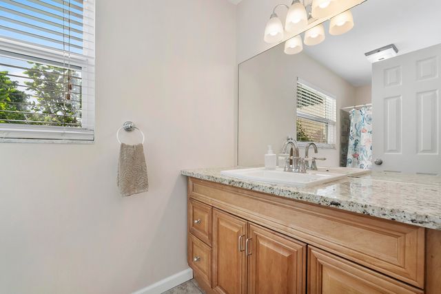 4020 NW 113th Avenue, Coral Springs, FL 33065