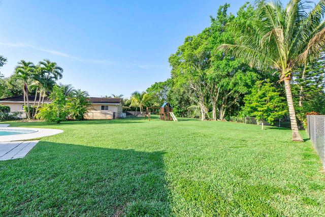4020 NW 113th Avenue, Coral Springs, FL 33065