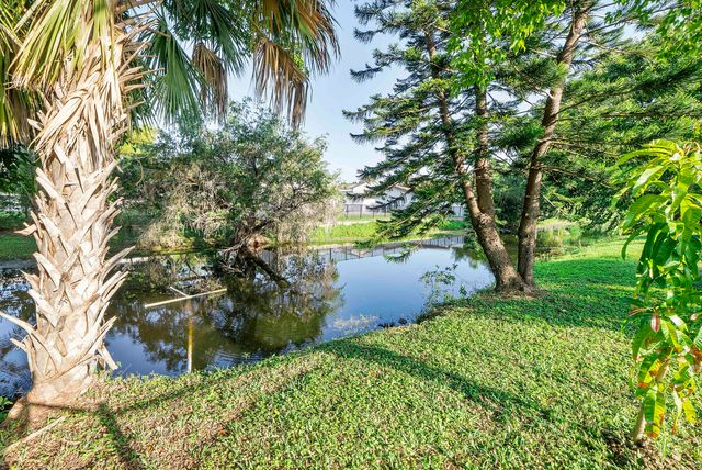 4020 NW 113th Avenue, Coral Springs, FL 33065