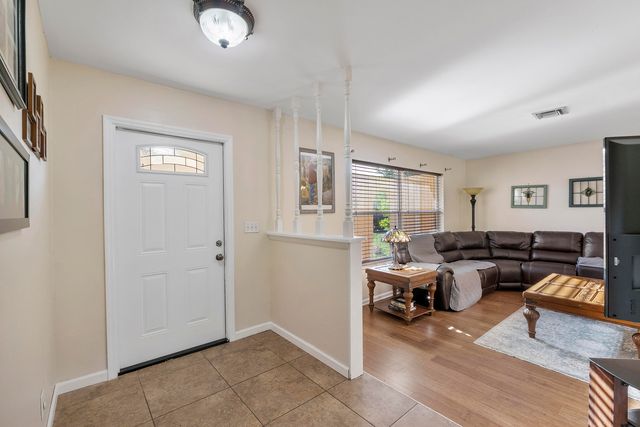 4020 NW 113th Avenue, Coral Springs, FL 33065