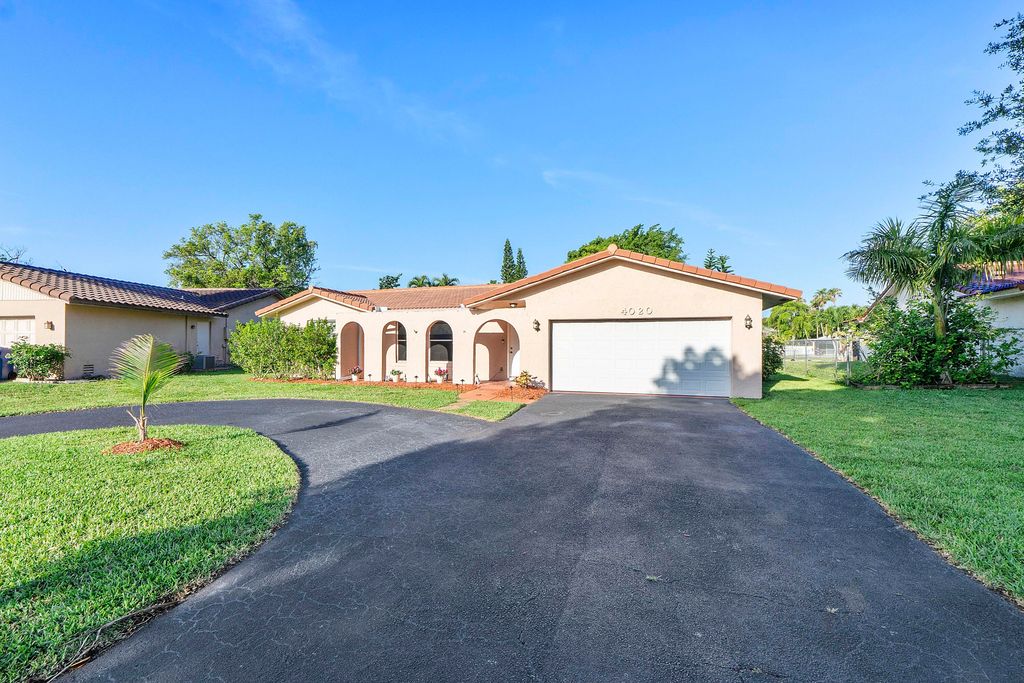 4020 NW 113th Avenue, Coral Springs, FL 33065