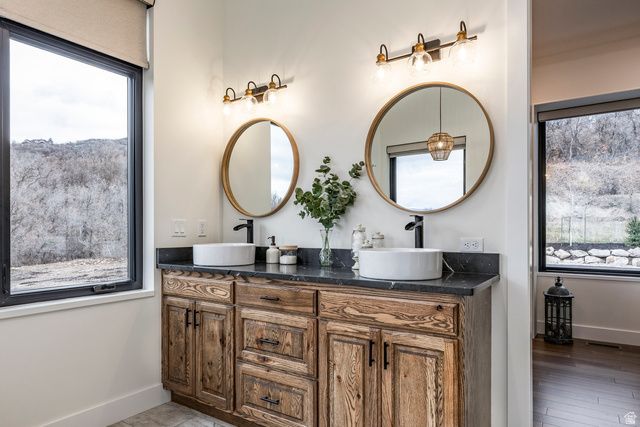 5842 OLD SNOWBASIN RD, Huntsville, UT 84317