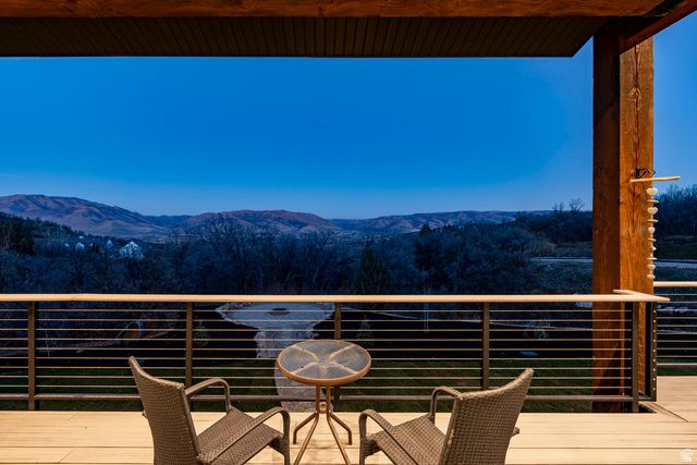 5842 OLD SNOWBASIN RD, Huntsville, UT 84317