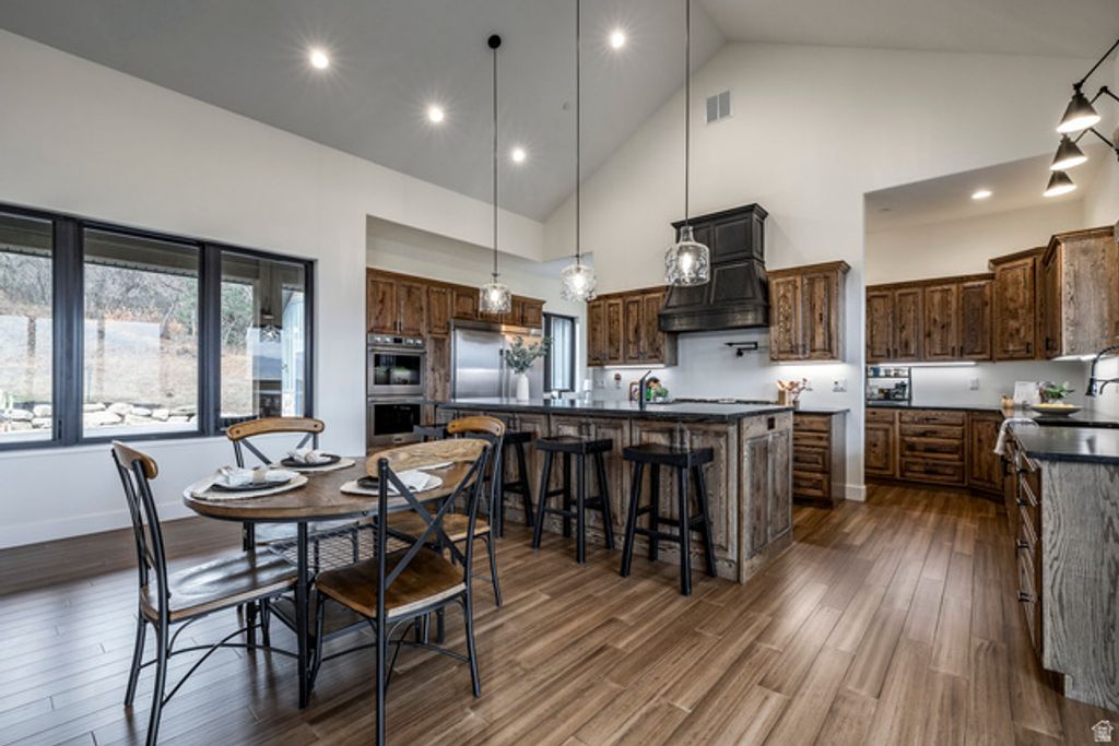 Image 14 of property listing at 5842 OLD SNOWBASIN RD, Huntsville, UT 84317