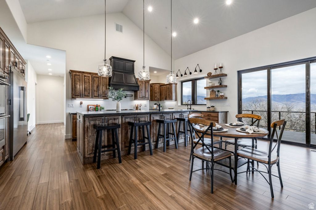 Image 15 of property listing at 5842 OLD SNOWBASIN RD, Huntsville, UT 84317