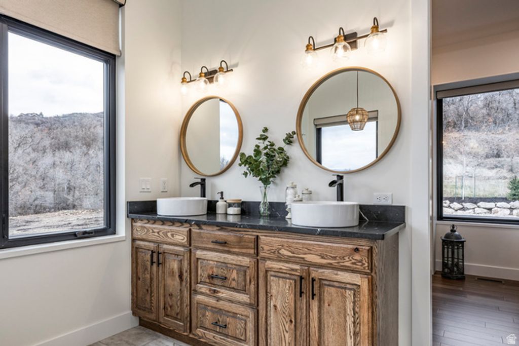 Image 25 of property listing at 5842 OLD SNOWBASIN RD, Huntsville, UT 84317