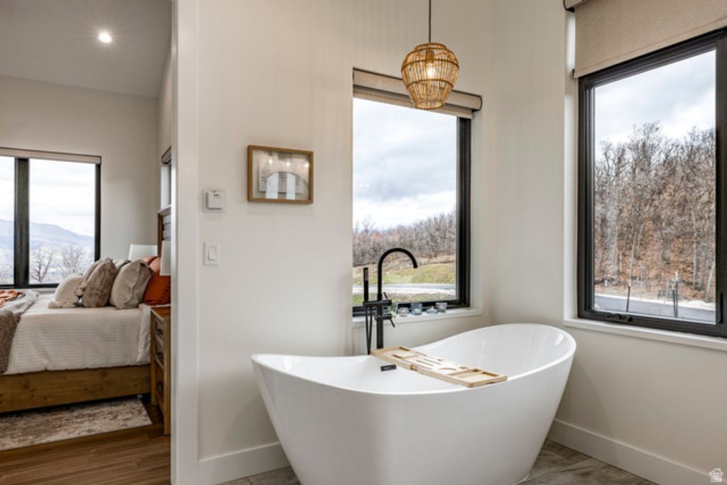 Image 27 of property listing at 5842 OLD SNOWBASIN RD, Huntsville, UT 84317