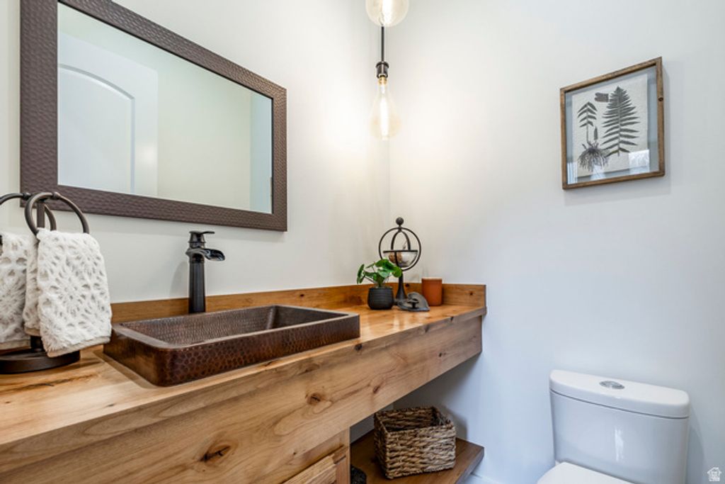 Image 35 of property listing at 5842 OLD SNOWBASIN RD, Huntsville, UT 84317