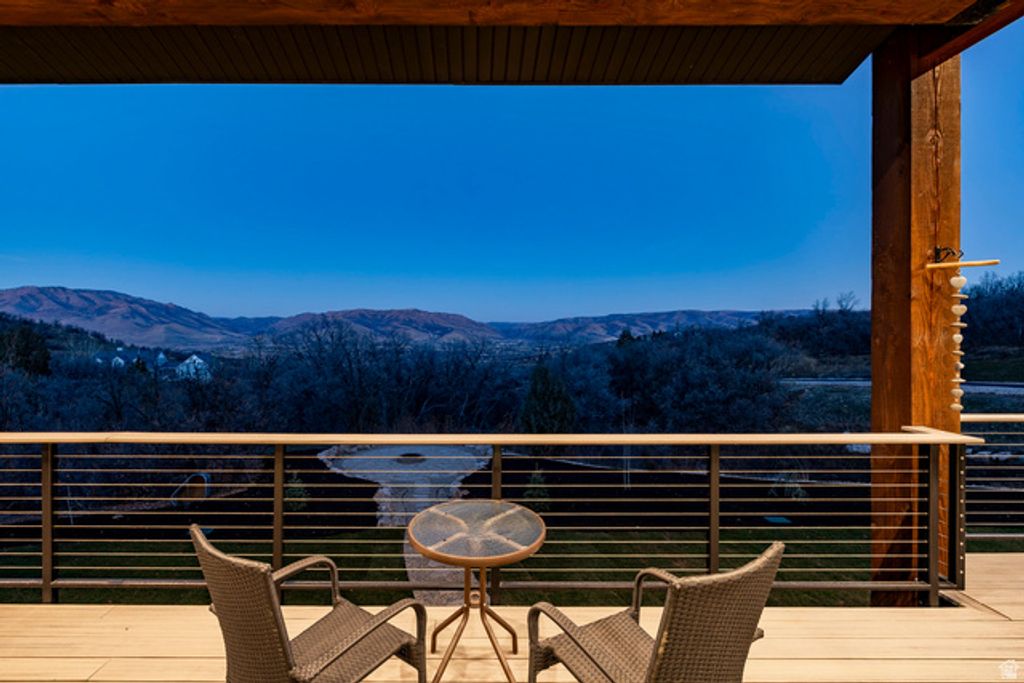 Image 49 of property listing at 5842 OLD SNOWBASIN RD, Huntsville, UT 84317